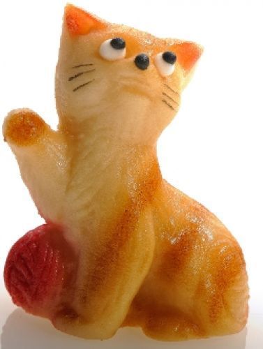 Marzipan Cat with red wool 48 g